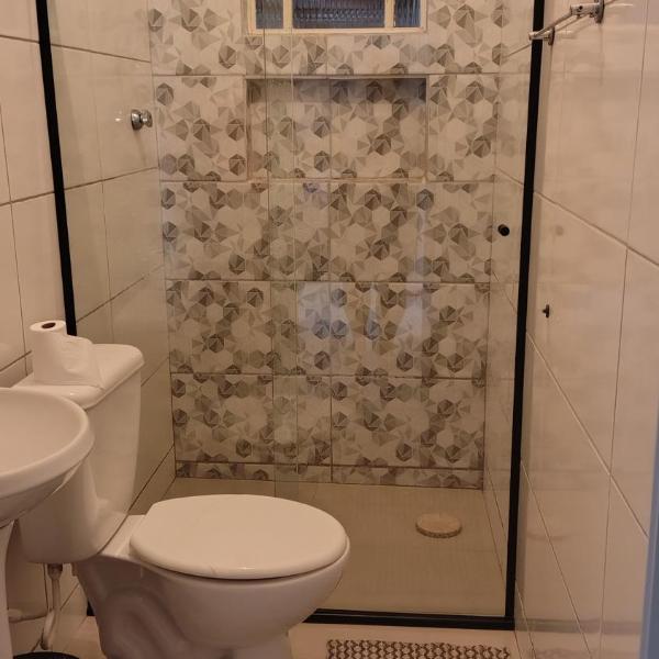 Casa inteira com churrasqueira e 2 suítes - Foto 3