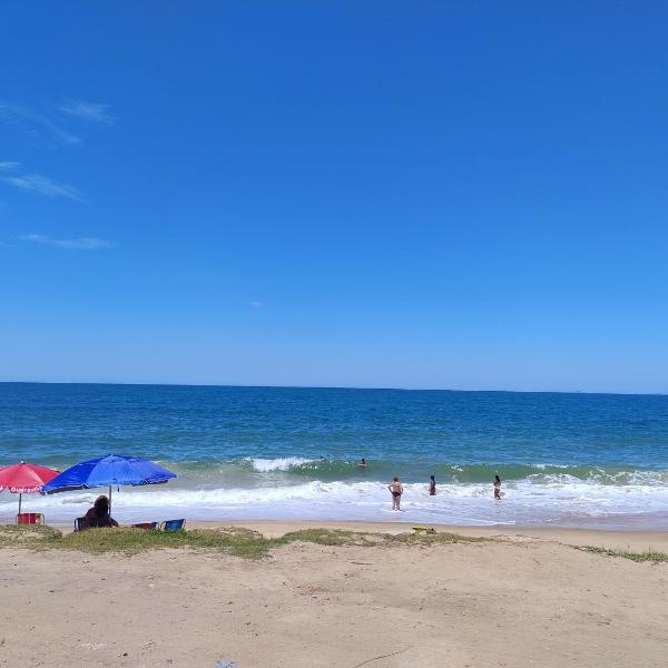 Casa simples e aconchegante - Ao lado da praia - Quarto privativo