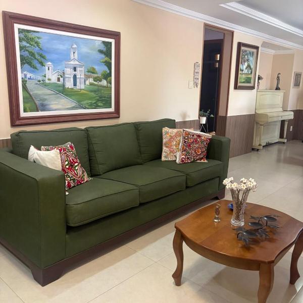 Casa no Centro, perto da Igreja Matriz, com varanda e ar condicionado