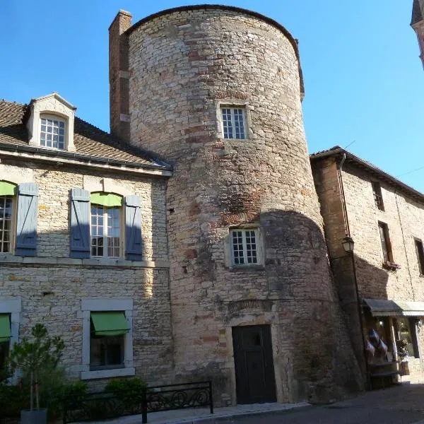 Camping de Tournus - Drole de cabane, hotel in Tournus