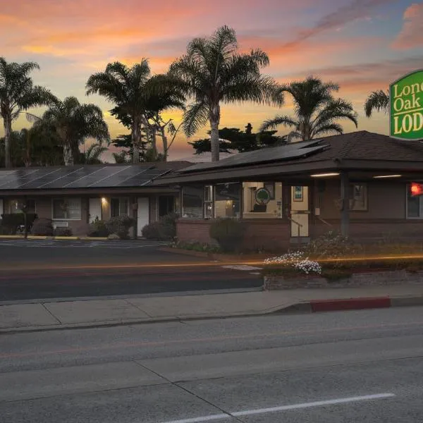 Lone Oak Lodge, khách sạn ở Monterey