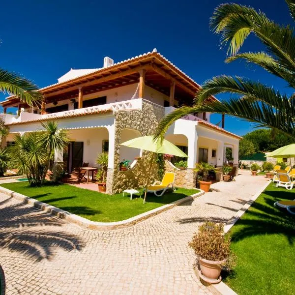 Residencia Julio, hotel v destinaci Sagres