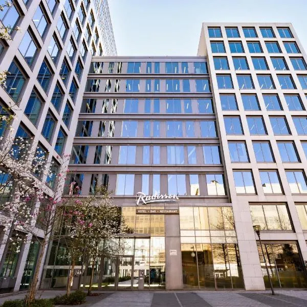 Radisson Hotel Brussels Centre Midi, hotel en Bruselas