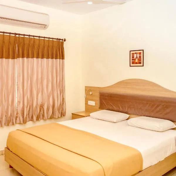 The Abirami Residency, Hotel in Kāraikkudi