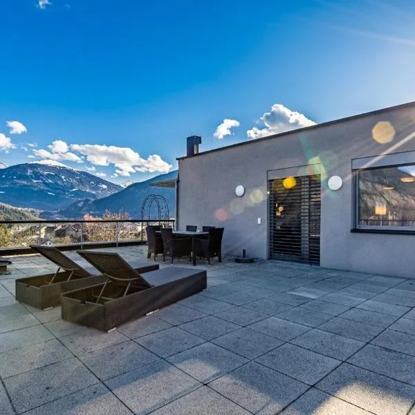Penthouse in den Bergen, hotelli kohteessa Imst