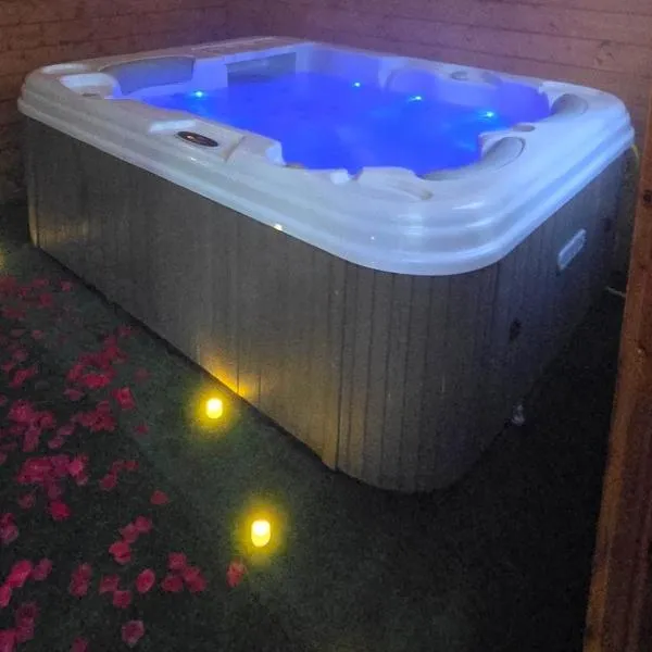 Le Gîte de Clément avec Spa privatif, hotel sa Courset