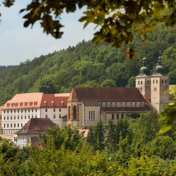 Gäste- und Tagungshaus Benediktinerabtei Plankstetten: Berching şehrinde bir otel
