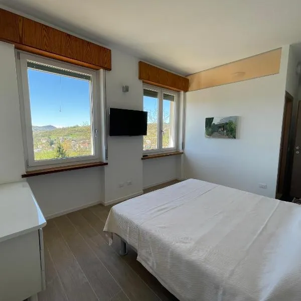 Sette Stanze presso La fabbrica nel bosco, hotelli kohteessa Mombello Monferrato