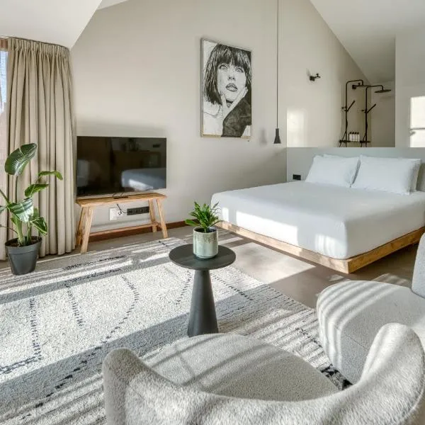 Van Heeckeren City Centre Jacuzzi Lofts โรงแรมในเนส