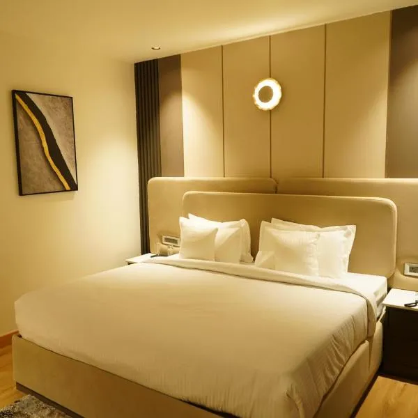 Hotel Luxe Manor, hotel em Mohali