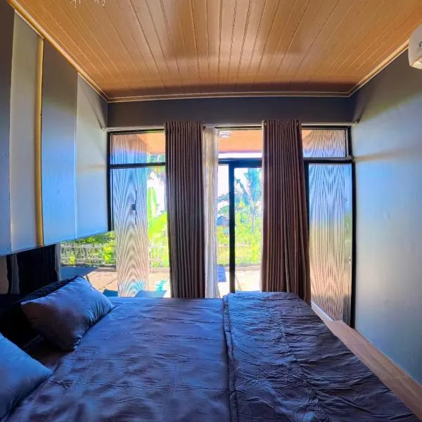 Denis cozy homestay, hotel in Senaru