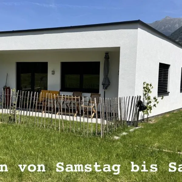 Bungalow Laroo، فندق في ريد إم أوبيرينتال