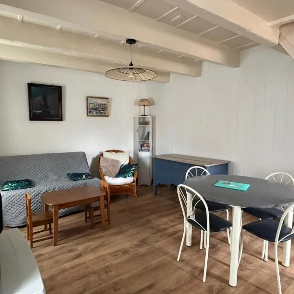 La P'tite Maison、Dampierre-sur-Linotteのホテル