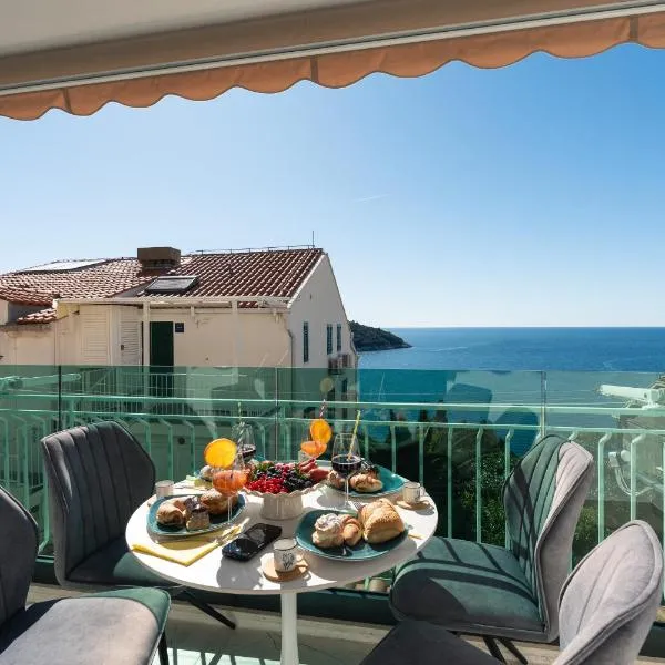 Superior Apartment La Boheme With Balcony And Sea View, hotel v Dubrovníku