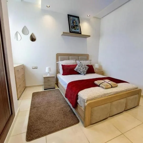 Bright & Modern Apartment near Technopolis, hotel u gradu Oulad Yakoub