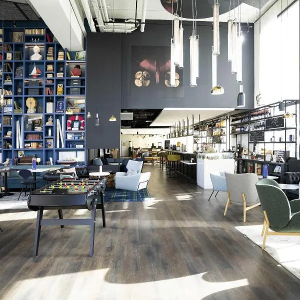 ibis Styles Saint Nazaire Centre Gare, хотел в Сен-Назар