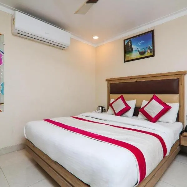 AB Sarthak Hotel- Near New Delhi Raliway Station Connaught place and VFS, hotell i New Delhi