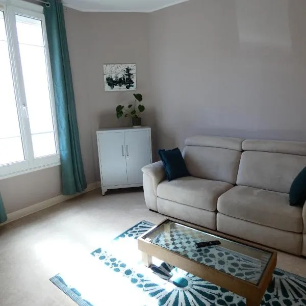 Viesnīca La Maison d Yvré charme et calme près du Mans pilsētā Yvré-lʼÉvêque