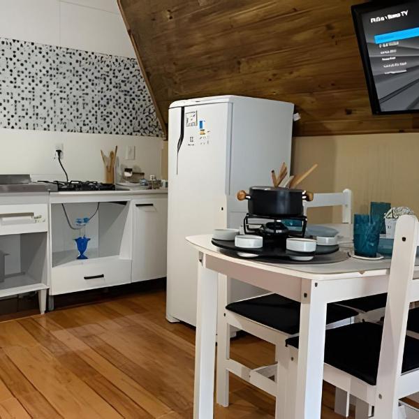 Chalé com Piscina e Contato com Natureza