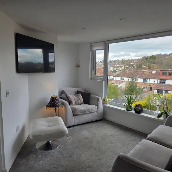 The Fox Apartment LBA, hotel in Horsforth