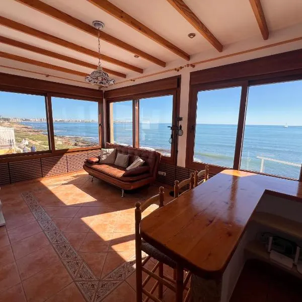 Mirador del Mar Ferris Bungalow, hotelli kohteessa Punta Prima