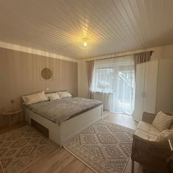 Mörlenbach में, होटल Renovierte Ferienwohnung Zum Weiherer Krabb