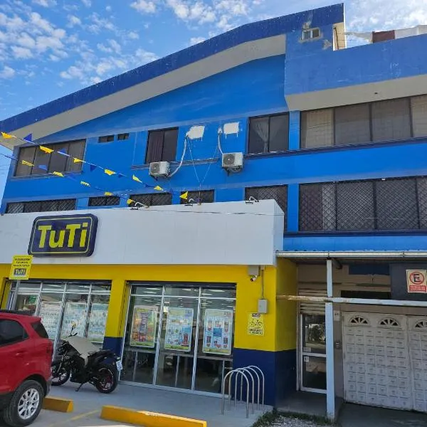 Hostal Haziel, hotel in Salinas