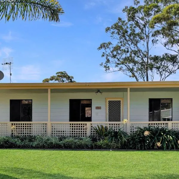 Clifton Cottage by Experience Jervis Bay, hotel a Sanctuary Point