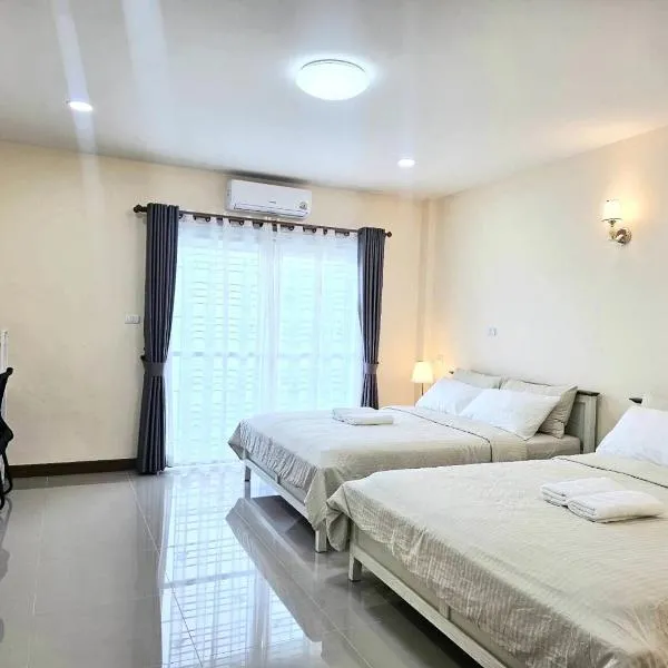 Viesnīca Hatyai Luxe Stay Private House for Families and Groups up to 8 Guests pilsētā Hatjaija