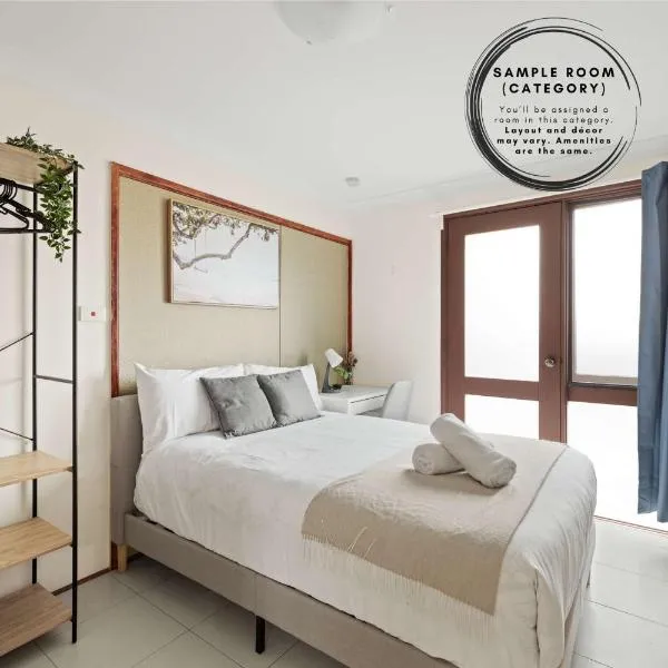Quaint Double Room - Private Spot at Milperra - Shared Bathroom, hotel u gradu 'East Hills'