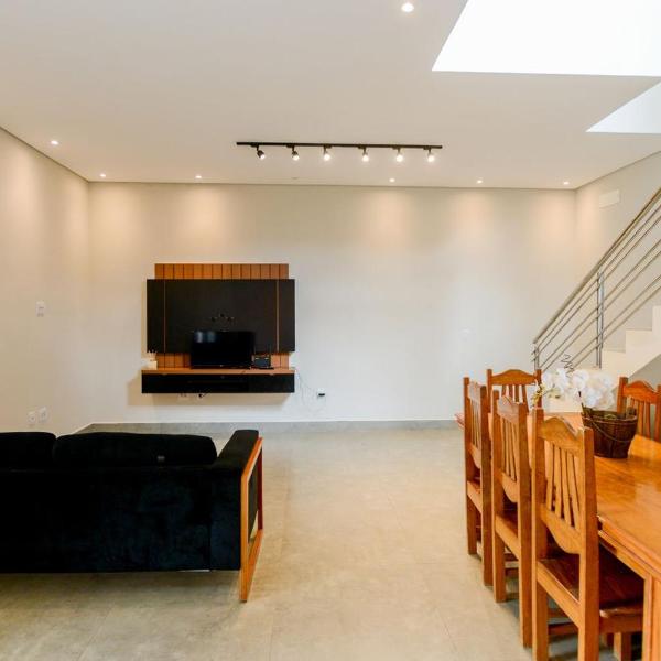 Casa com Piscina Aquecida Churrasqueira e Hidro - Foto 2