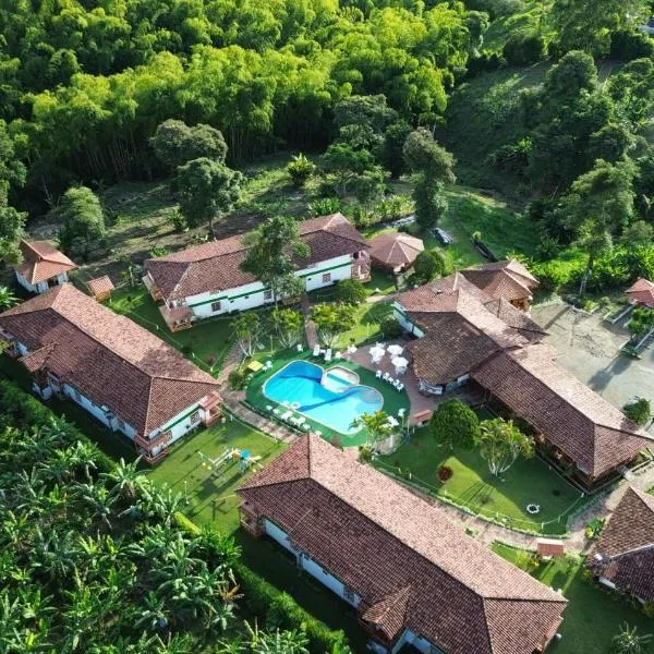 Eco Hotel Santa Barbara, viešbutis mieste Sirkasija