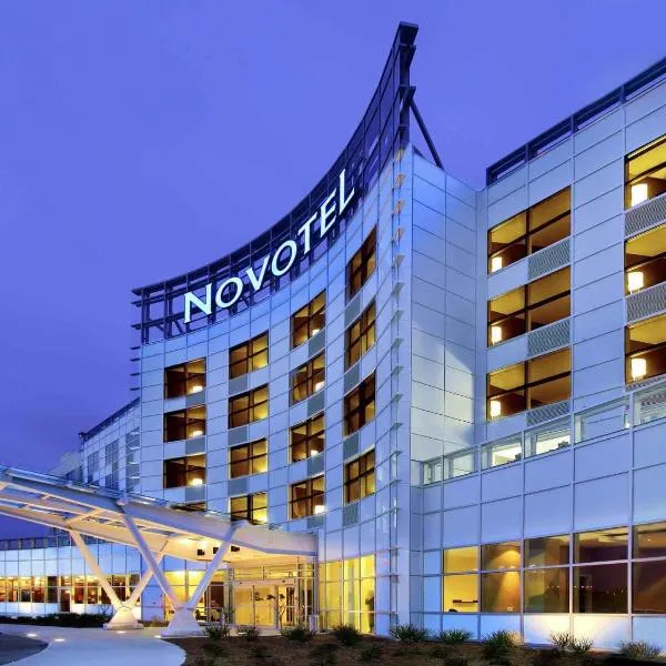 Novotel Montréal Aéroport, hôtel à Dorval