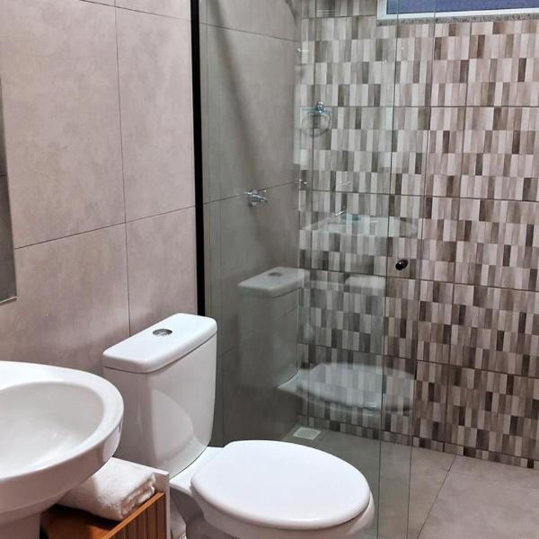 Casa no Corredor Turístico, próximo a Av das Cataratas em Condomínio - Foto 3