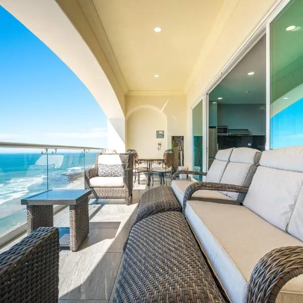 Mar y Sol 15th Floor 3BR 2 BA Condo with pool、ロサリトのホテル