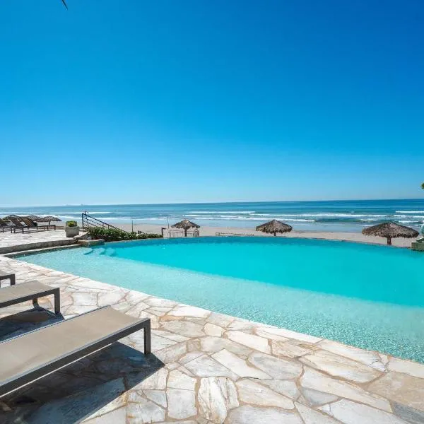 Mar y Sol 15th Floor 3BR 2 BA Condo with pool、ロサリトのホテル