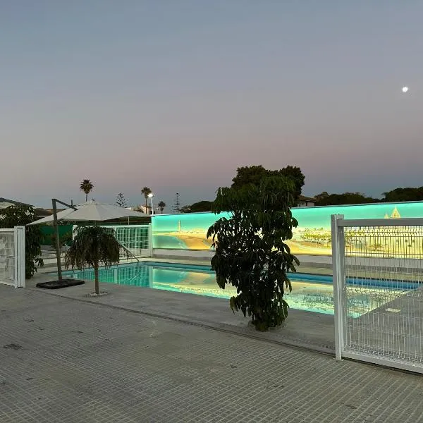 Serenity Beach Pinar, hotell i Chipiona