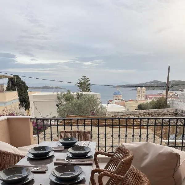 VF34 Seaview House, hotell i Ermoupoli