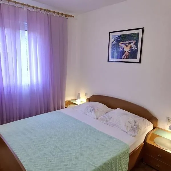 S1 Room FANI, hotel en Bol