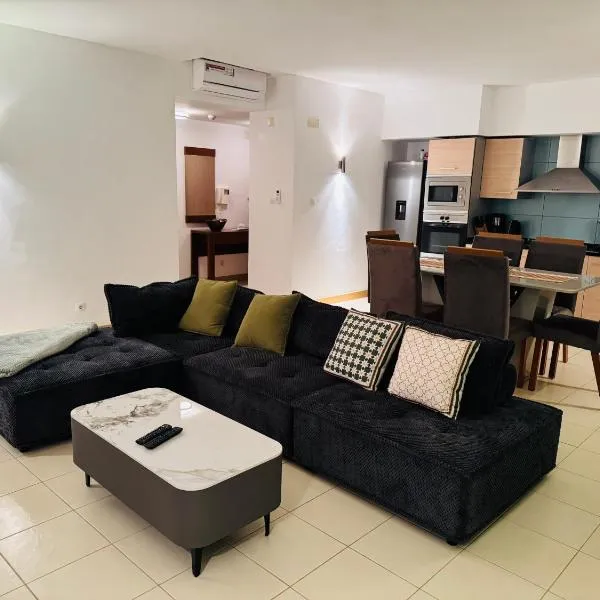 Apartamento Ana t2, hotel u gradu Santa Marija