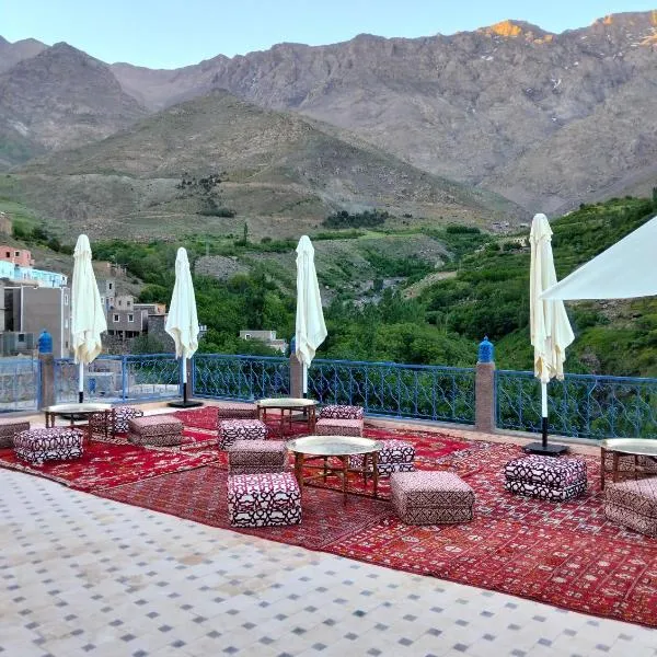 Riad Dar Amgdoule Tacheddirt, khách sạn ở Tacheddirt