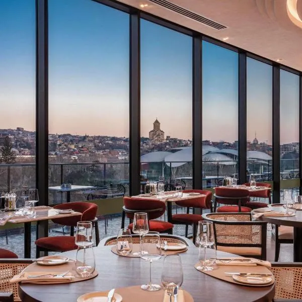 Swissôtel Tbilisi, hotel a Tbilisi