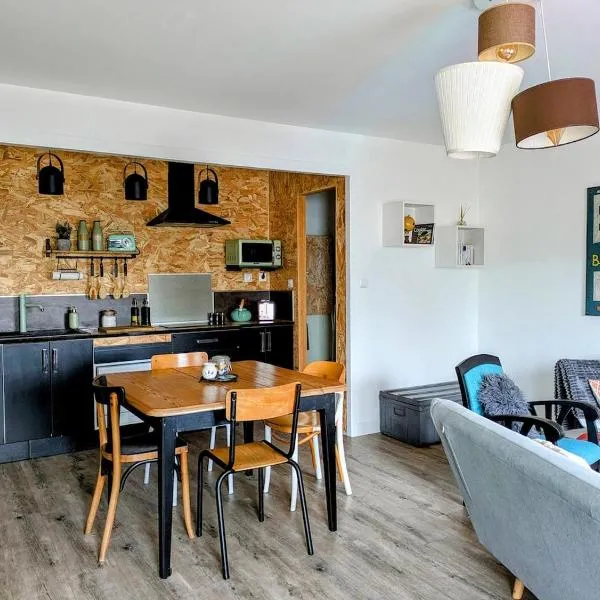La Coulonnaise - Calme, Cosy et Soignée, Hotel in Coulon