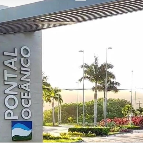 Apto garden com cerca viva e espaço para pets