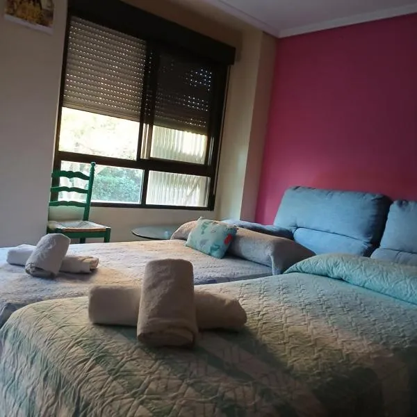 Habitaciones Castellon, hotel in Castellón de la Plana