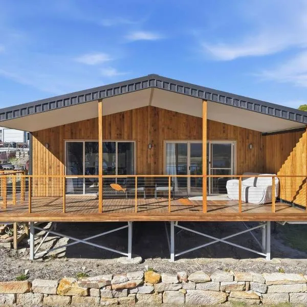 Tranquil Escape by the Water, hotel a Triabunna