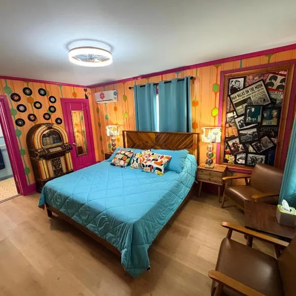 Historic Ziegler Inn and Suites with Whimsical Themed Rooms, hotel sa New Bern