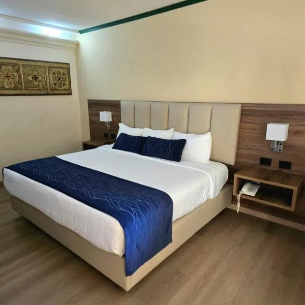 Las Misiones Hotel, hotel Monclovában