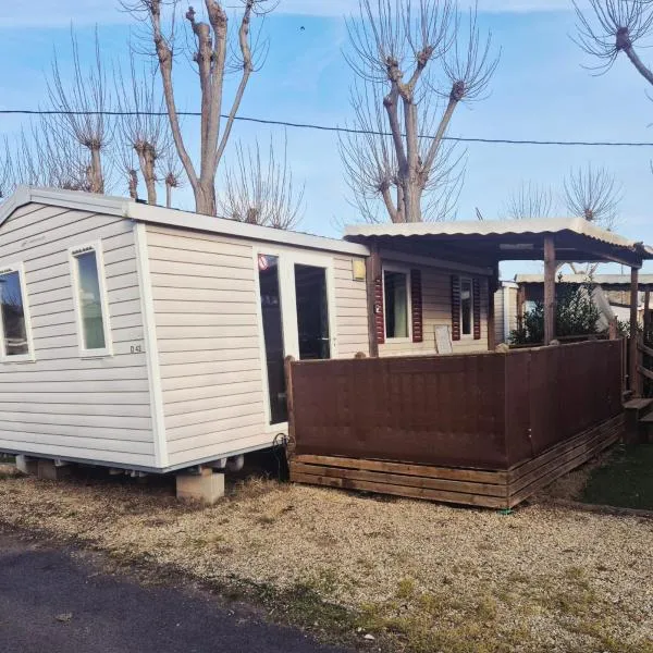 Mobil-Home Le Dahlia-MH34, hotel Sérignanban