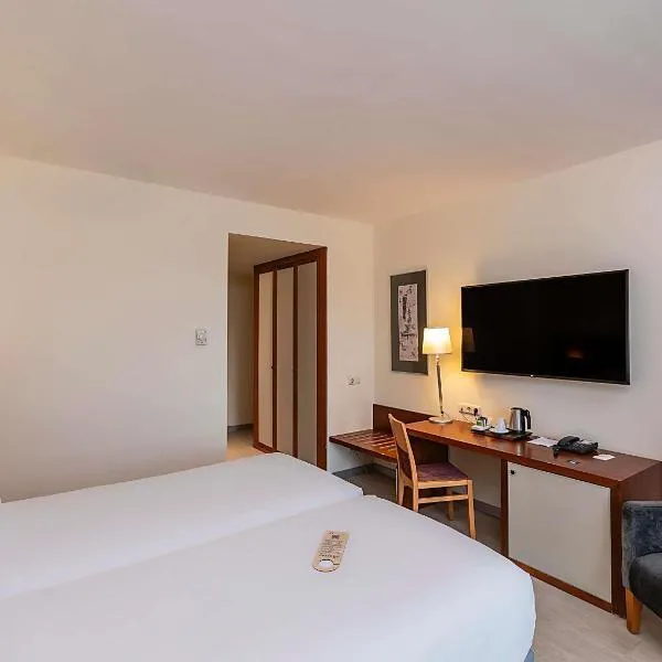 Hotel Mercure Lisboa, hotel en Lisboa